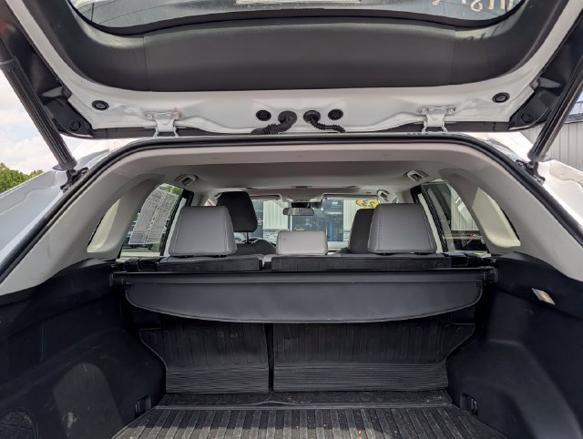 Used 2023 Toyota RAV4 XLE Premium AWD/4WD image 11