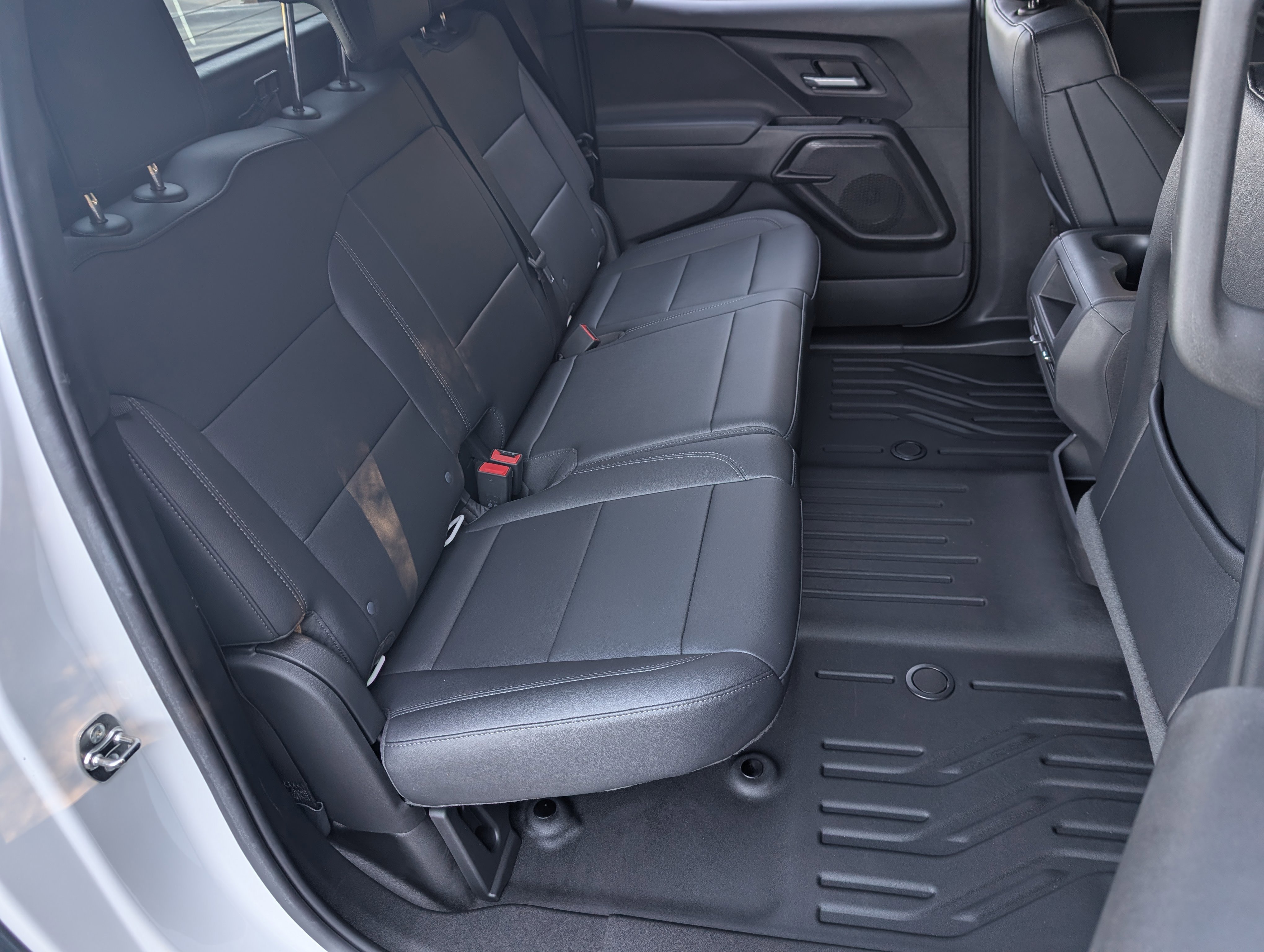 Used 2024 Chevrolet Silverado EV W/T image 19