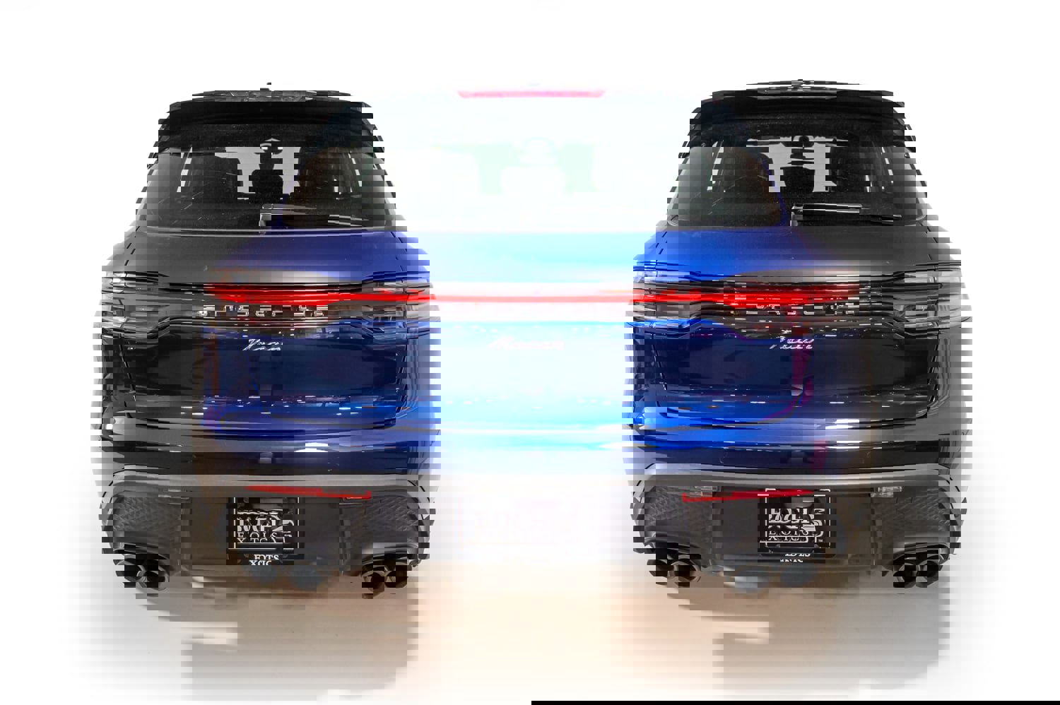 Used 2023 Porsche Macan image 7