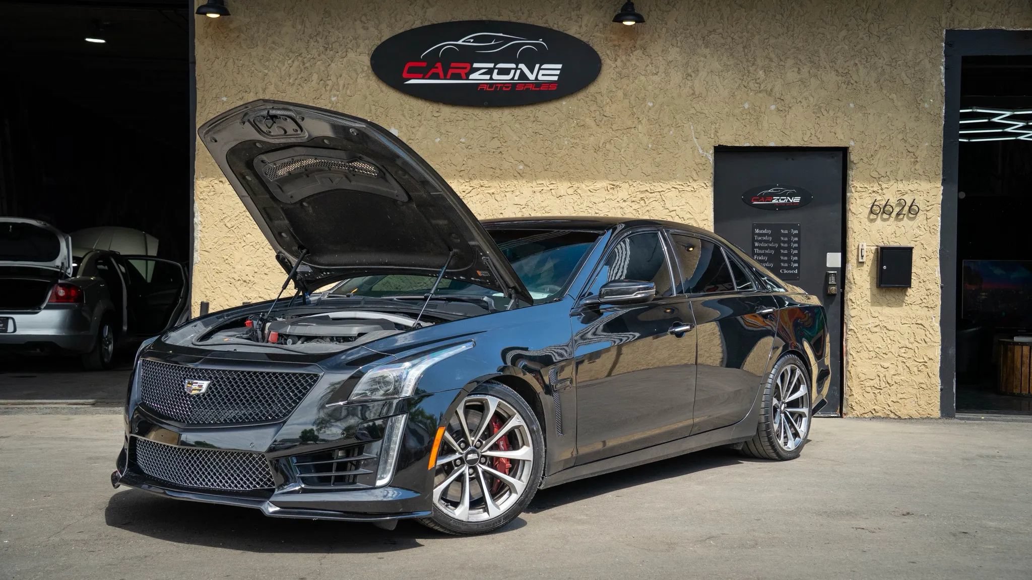 Used 2018 Cadillac CTS V w/ Luxury Package RWD image 21
