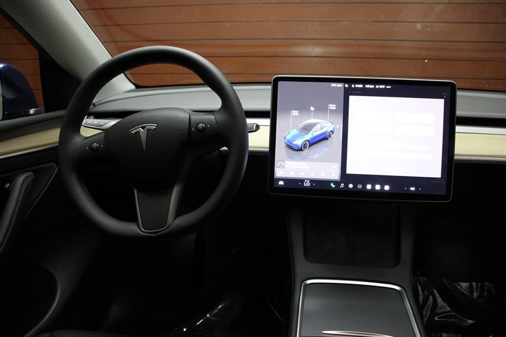 Used 2023 Tesla Model Y Long Range AWD/4WD image 15