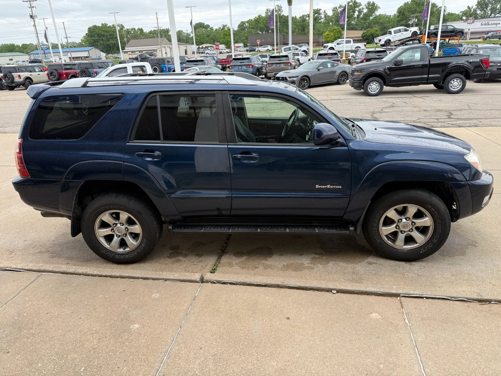 Used 2004 Toyota 4Runner SR5 RWD image 5