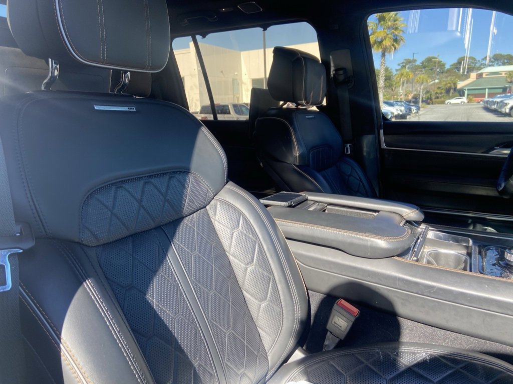 Used 2023 Jeep Grand Wagoneer Series III w/ Rear Seat Video Group 1 image 14