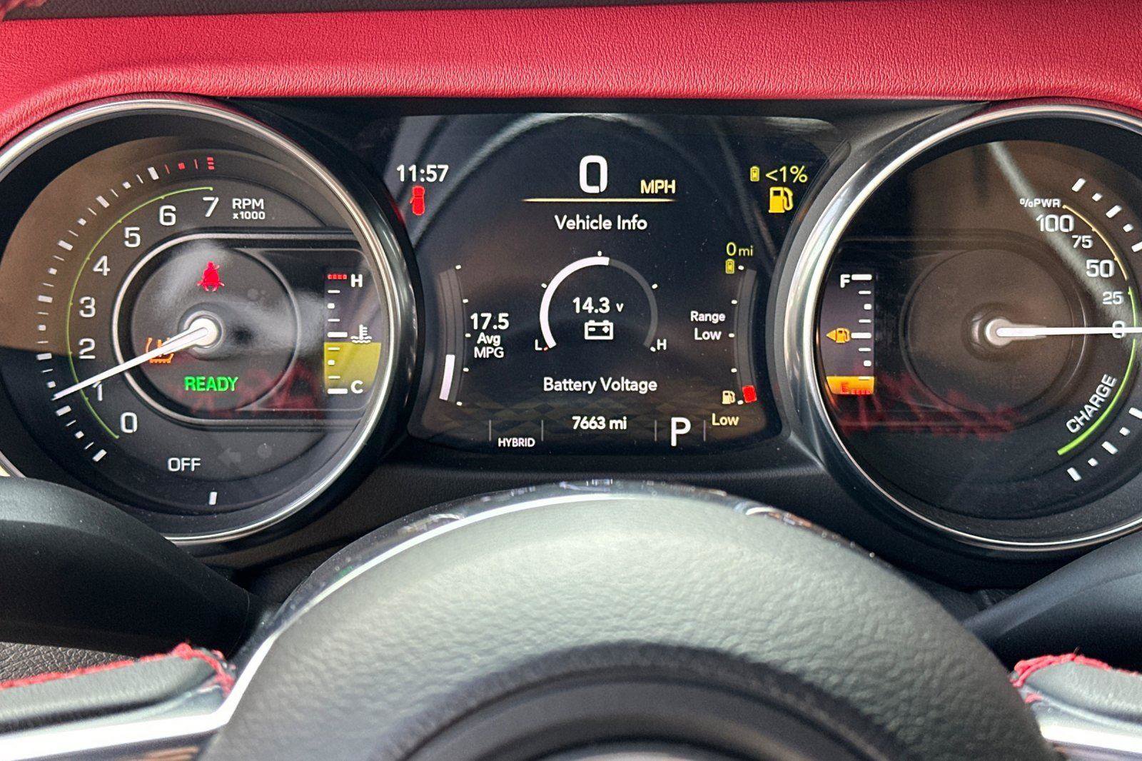 Used 2023 Jeep Wrangler Unlimited Rubicon 4xe image 29