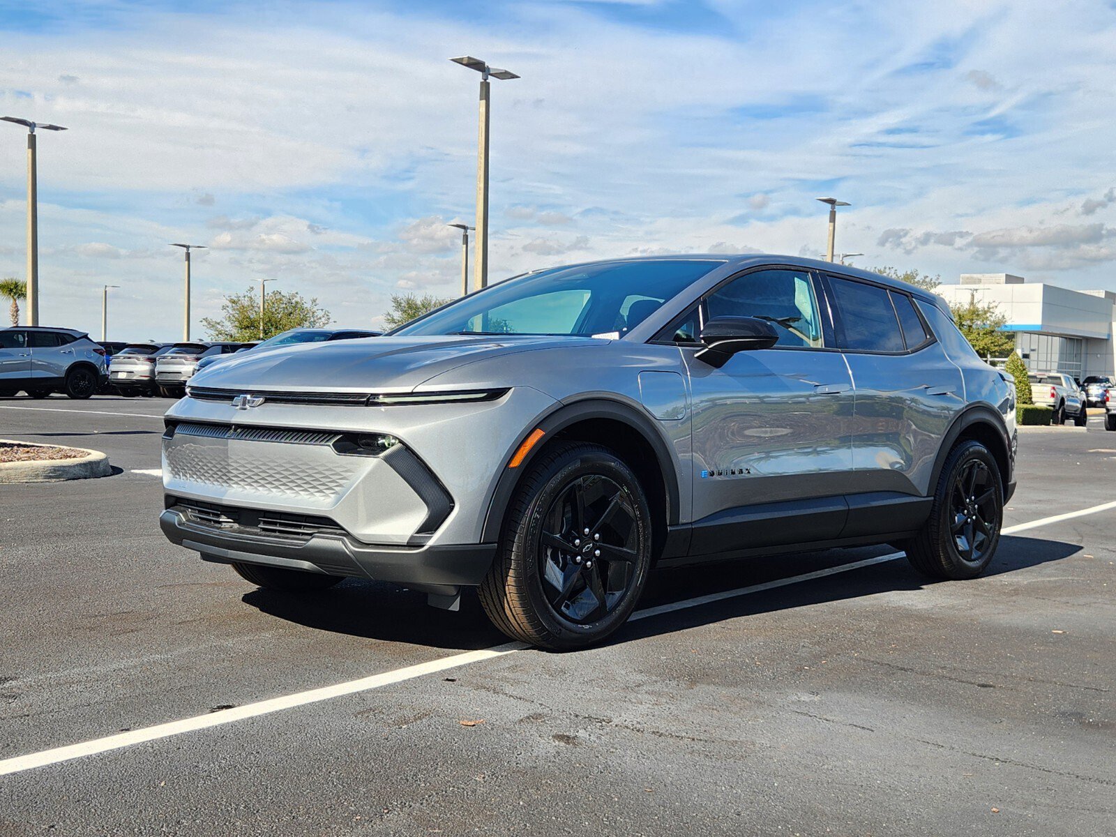 New 2026 Chevrolet Equinox EV LT w/ Comfort Package image 2