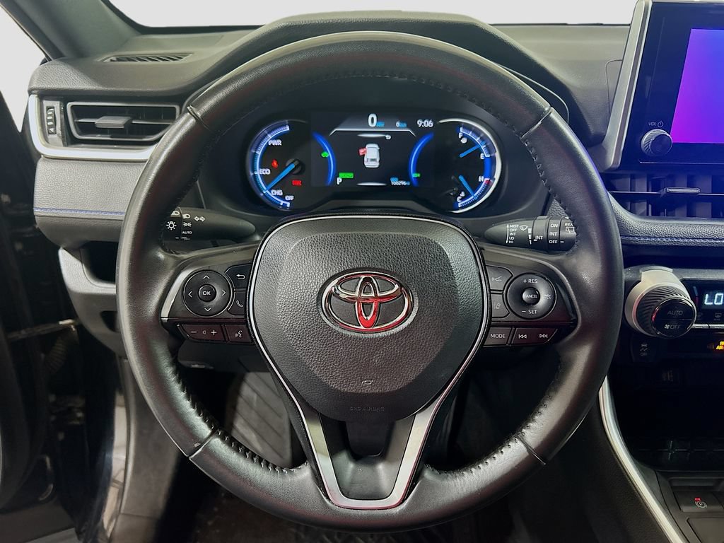 Used 2023 Toyota RAV4 SE AWD/4WD image 9