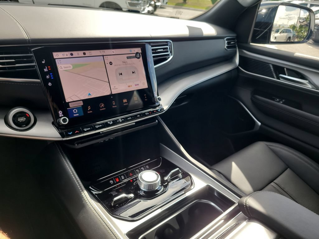 New 2026 Jeep Grand Wagoneer L Limited AWD/4WD image 26