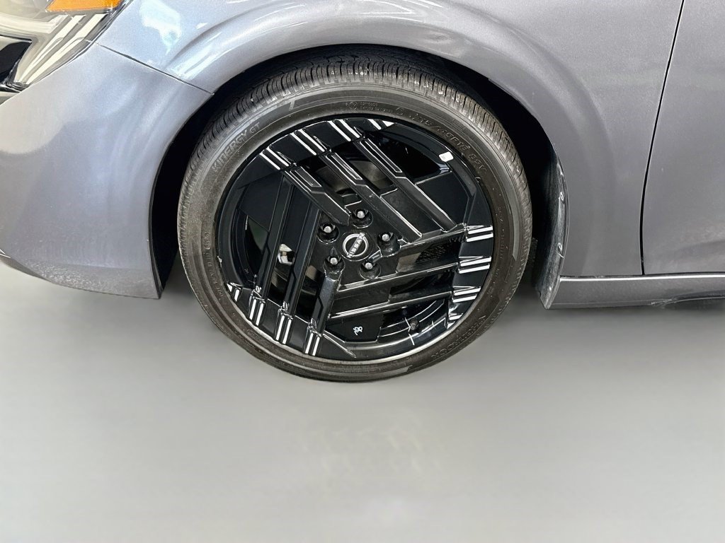 Used 2026 Nissan Sentra SR w/ Floor Mat Package FWD image 37