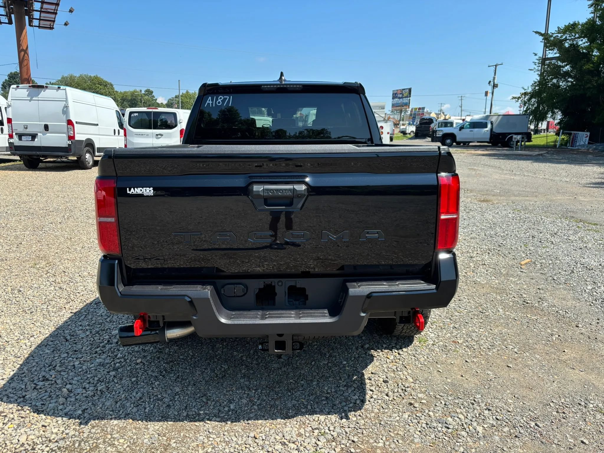 Used 2026 Toyota Tacoma TRD Off-Road AWD/4WD image 4