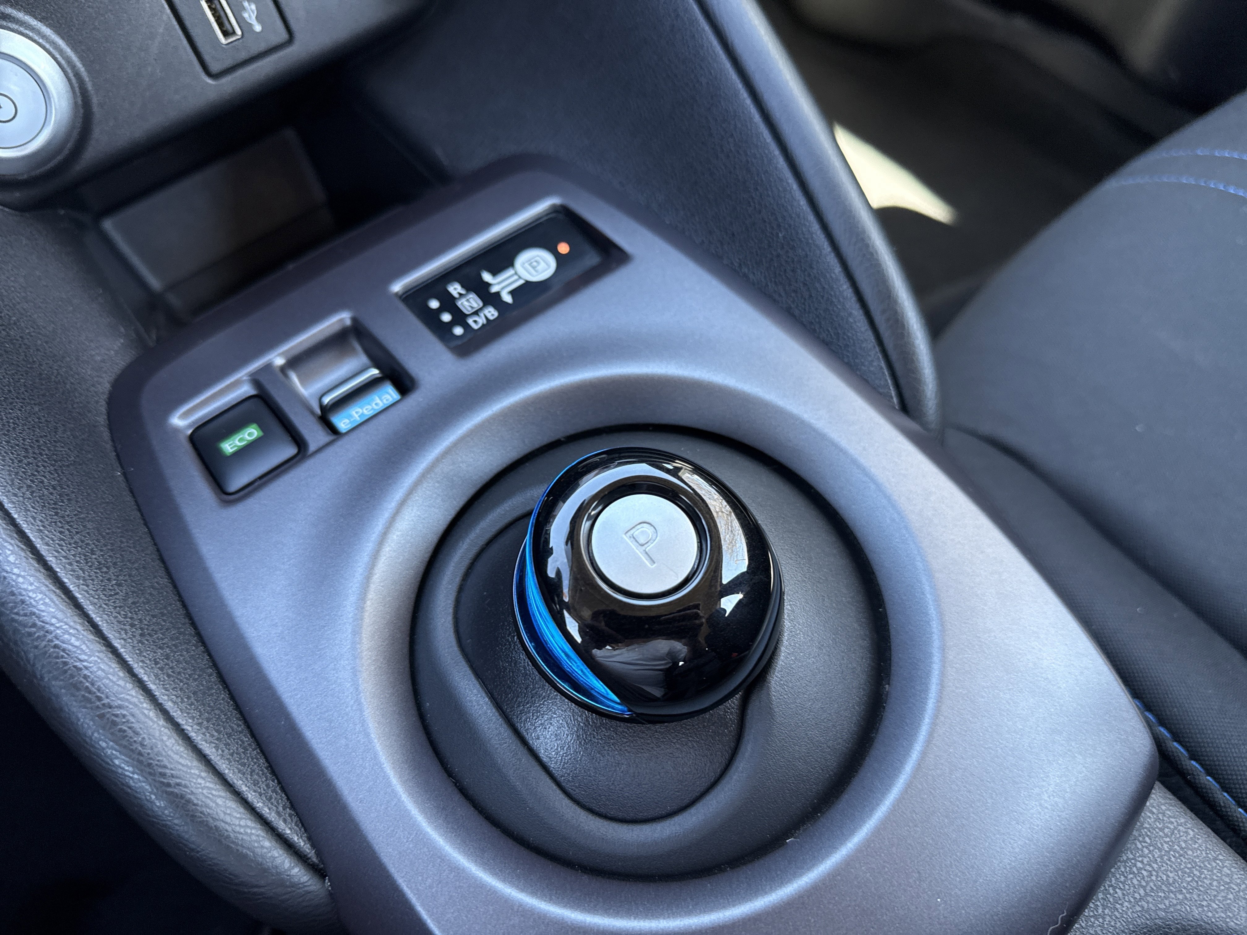 Certified 2023 Nissan Leaf S image 17