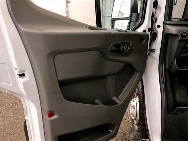 Used 2024 Ford Transit 250 Low Roof AWD w/ Exterior Upgrade Package image 22
