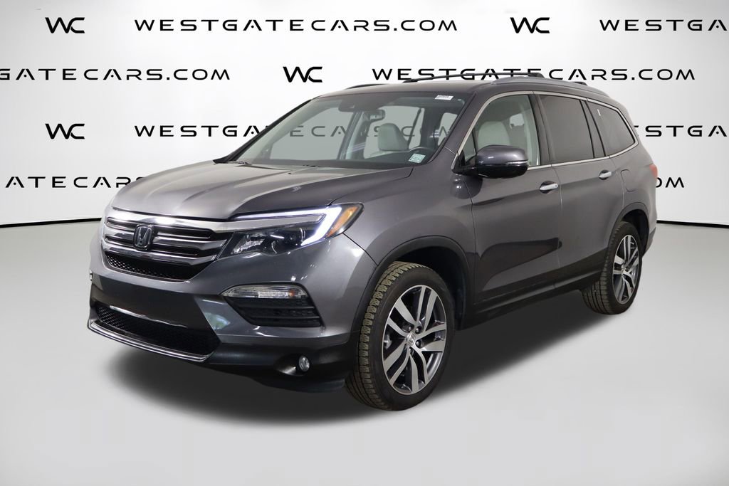 Used 2017 Honda Pilot Touring image 1