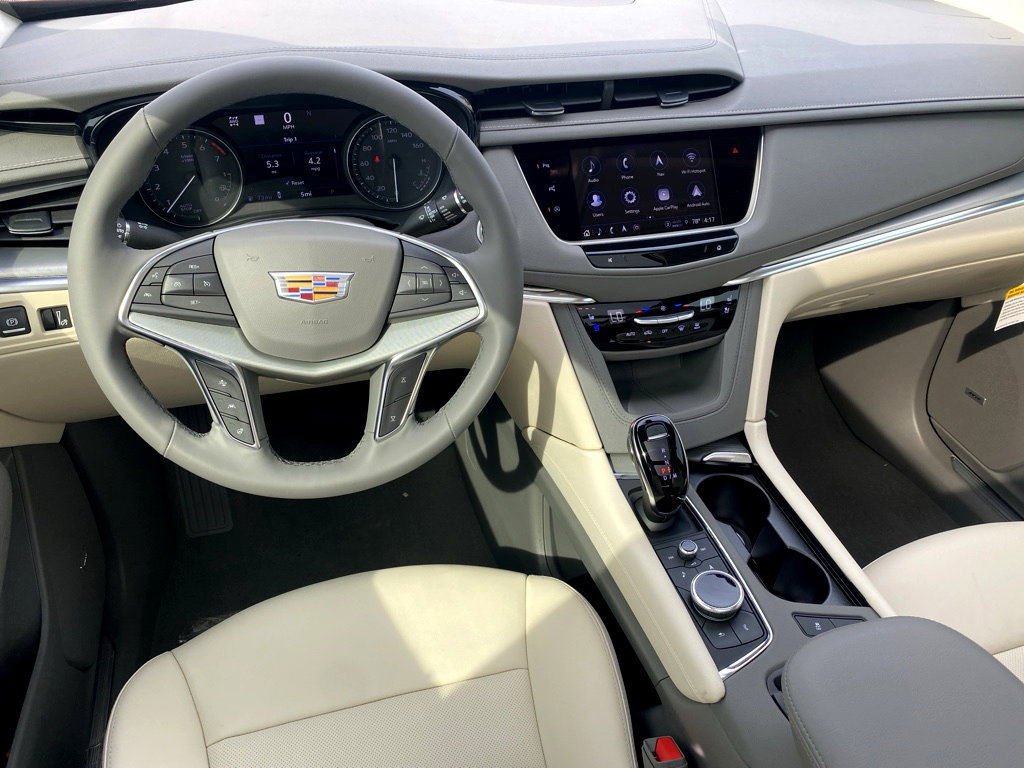 New 2025 Cadillac XT5 Premium Luxury w/ Technology Package image 4