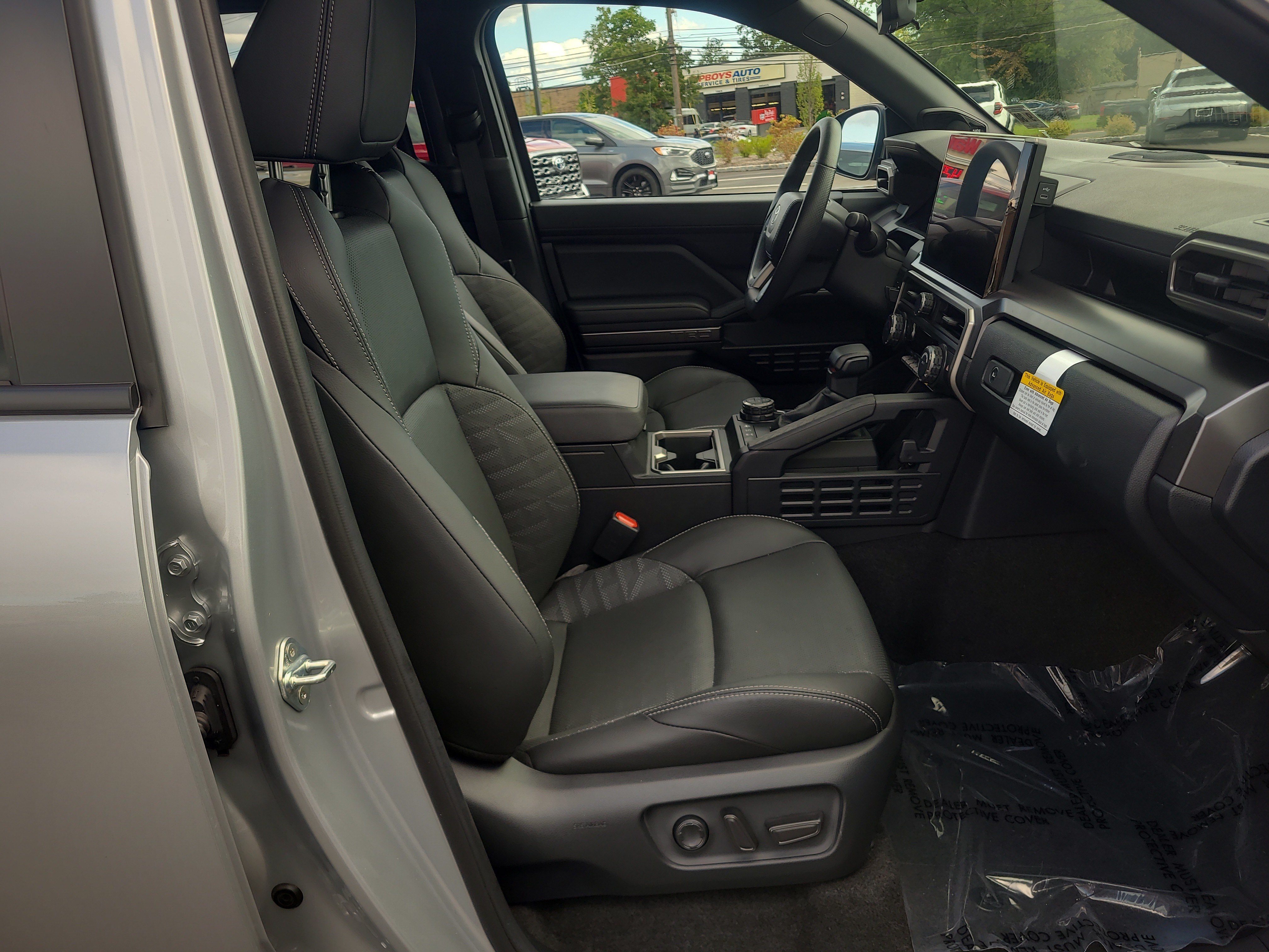 Certified 2025 Toyota 4Runner TRD Sport Premium AWD/4WD image 17