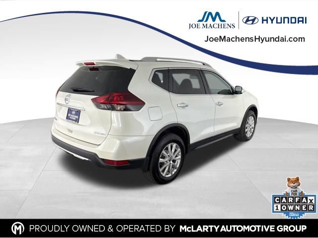 Used 2020 Nissan Rogue SV image 6