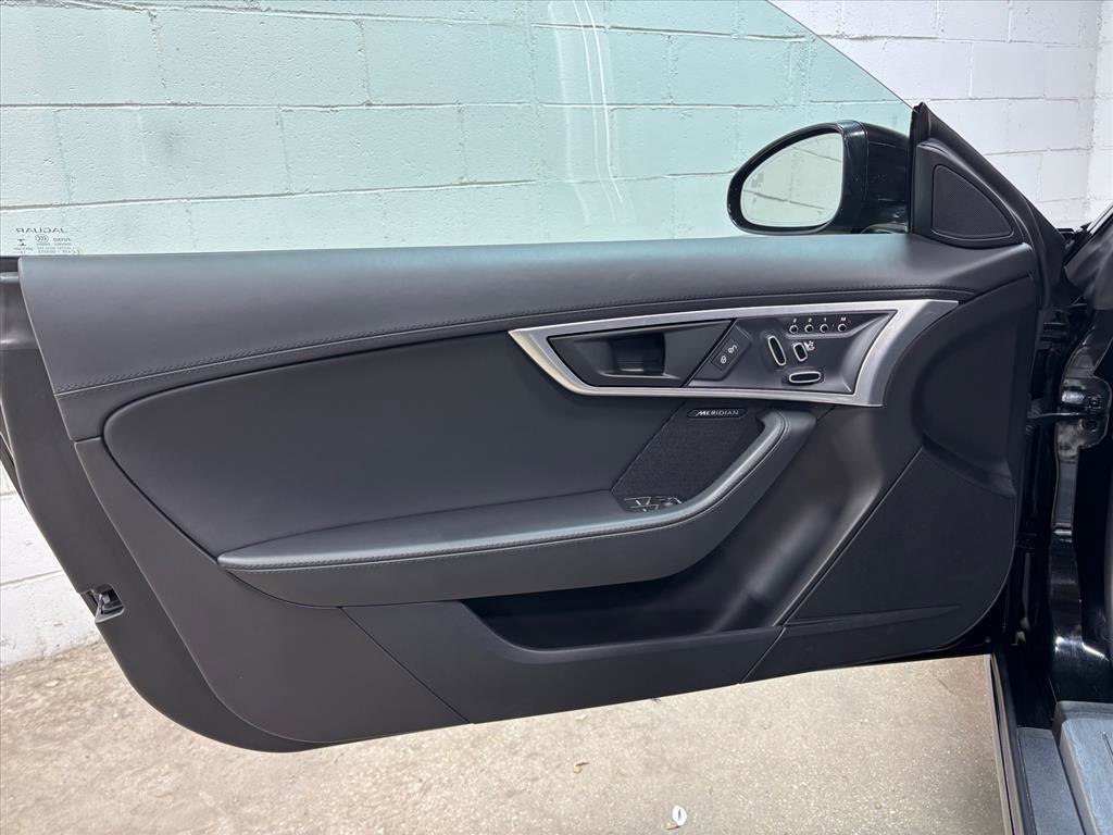 Used 2020 Jaguar F-TYPE Coupe image 25