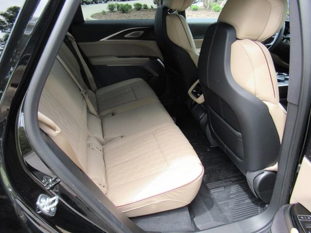 Certified 2025 Cadillac Lyriq Sport w/ Nappa Leather Package AWD/4WD image 33