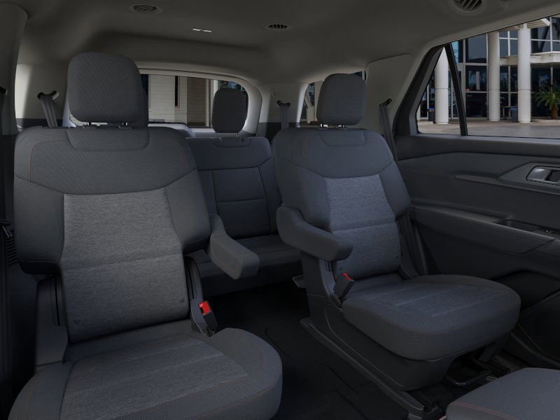 New 2025 Ford Explorer Active image 11