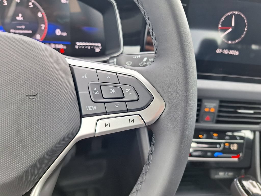 New 2026 Volkswagen Jetta SE FWD image 14