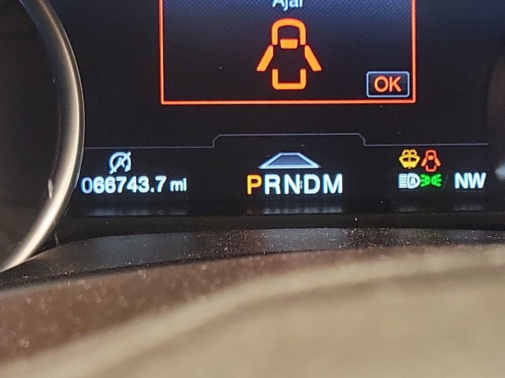 Used 2019 Ford F150 Limited image 2