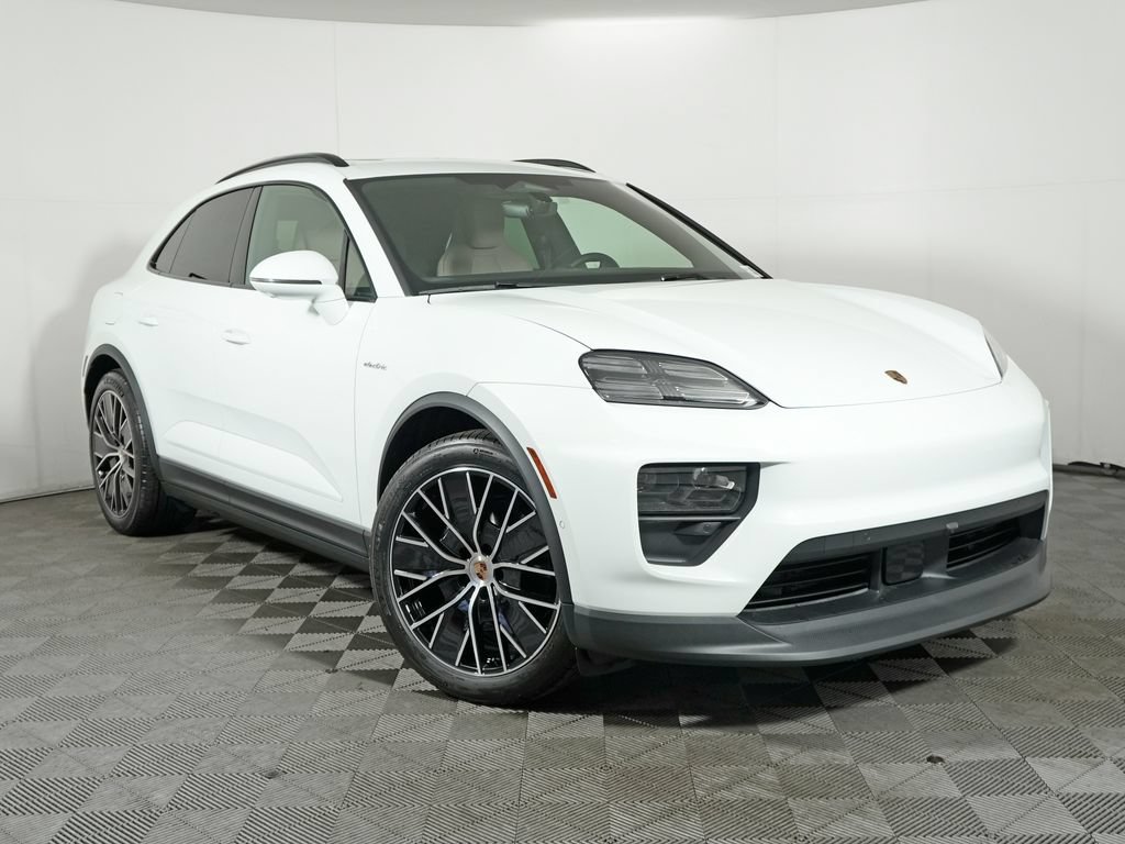 New 2026 Porsche Macan 4 Electric AWD/4WD image 9