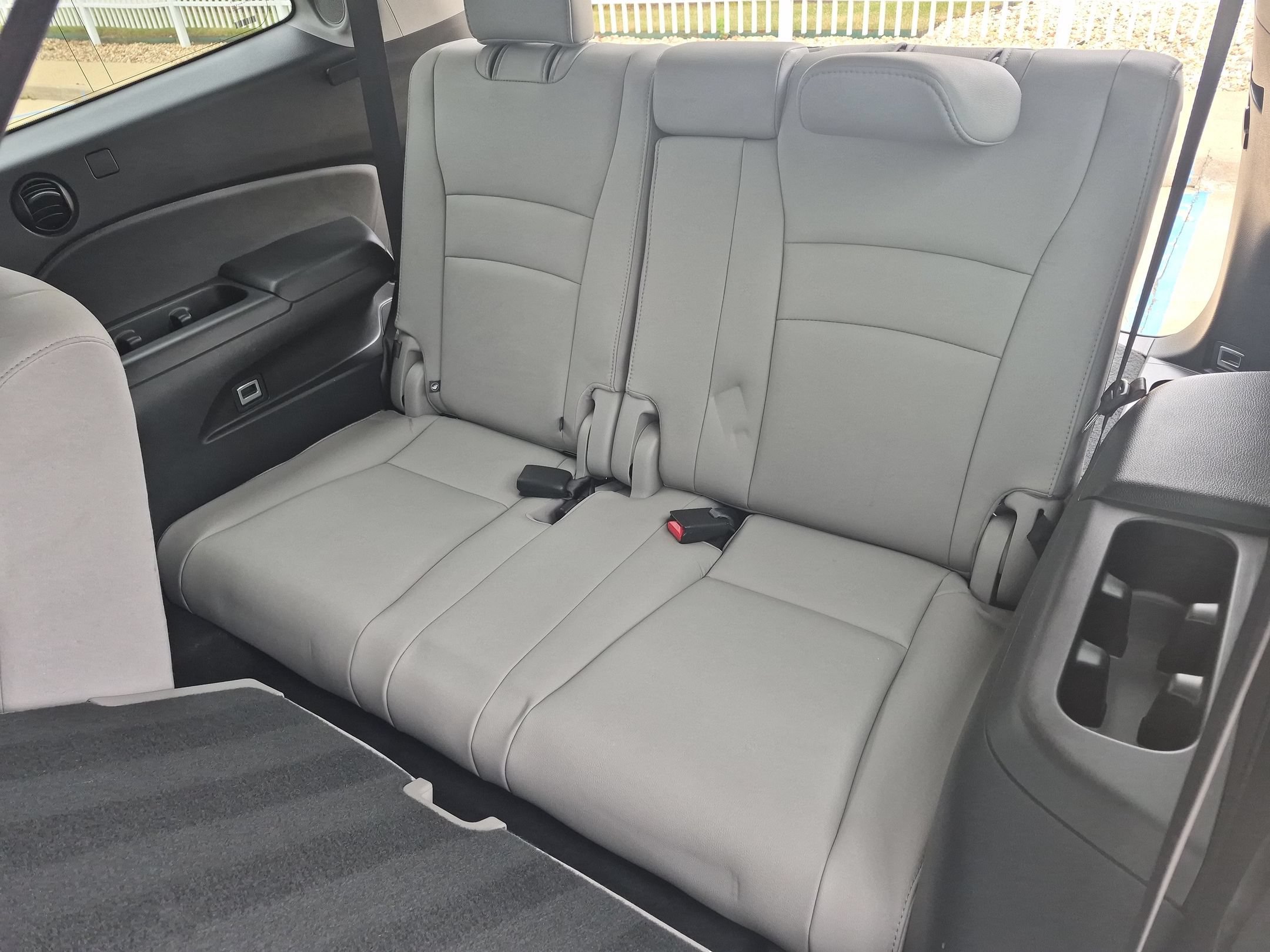 Used 2016 Honda Pilot Touring image 25