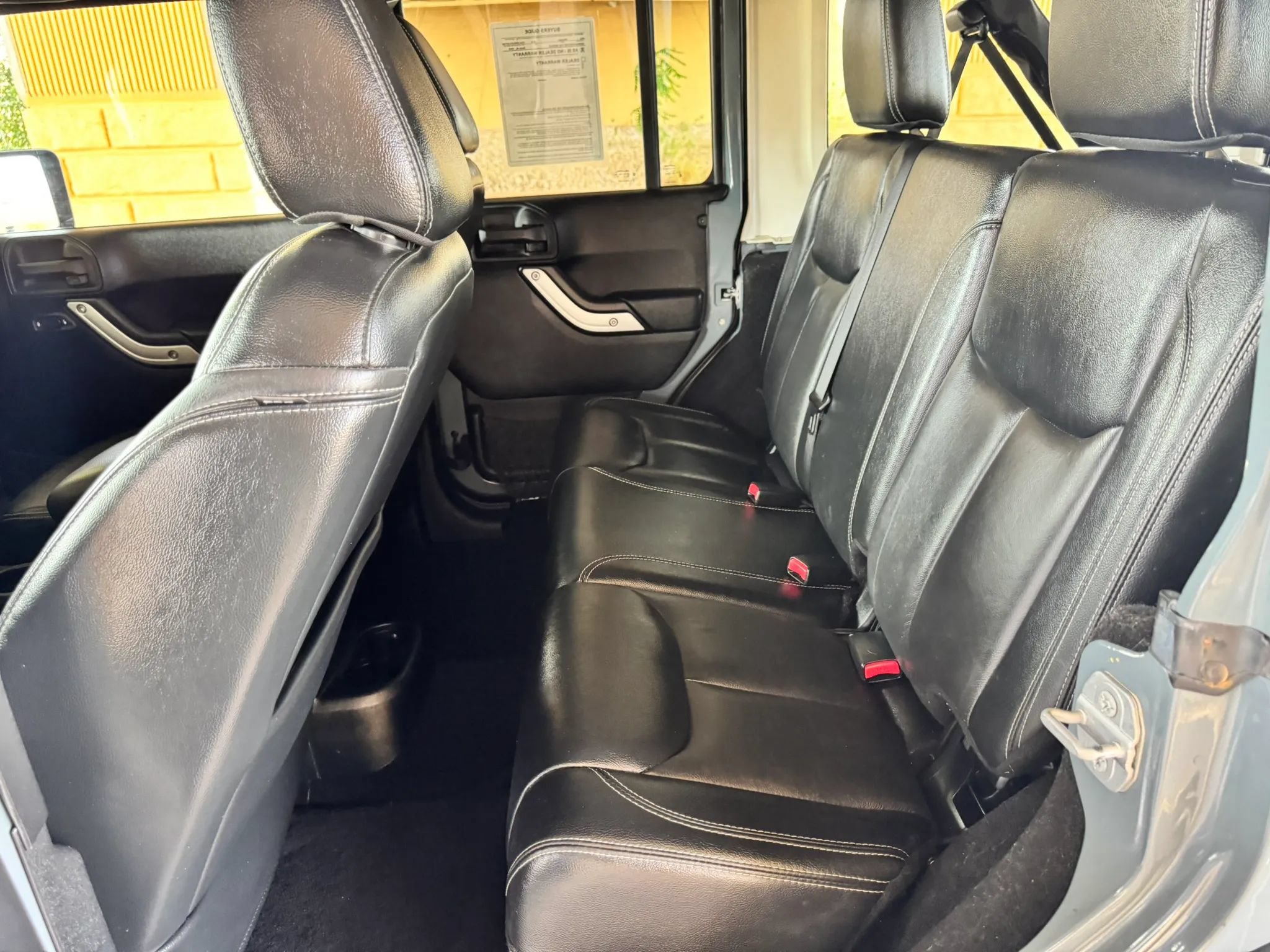 Used 2015 Jeep Wrangler Unlimited Sahara w/ Dual Top Group AWD/4WD image 18