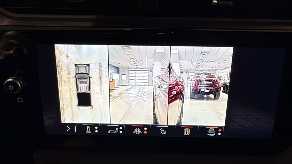 Used 2025 GMC Sierra 1500 AT4 w/ AT4 Premium Package image 43