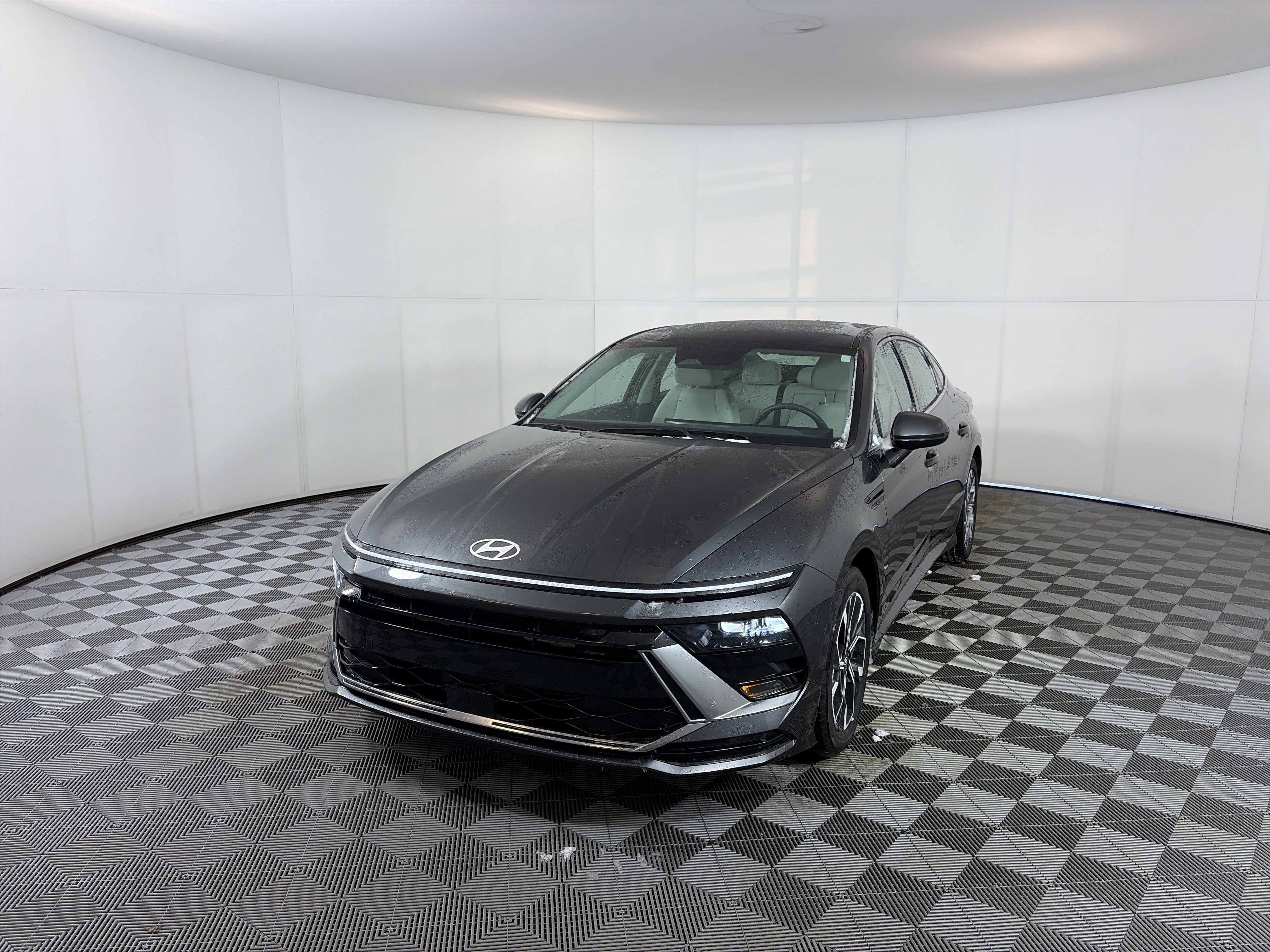 Certified 2024 Hyundai Sonata SEL image 2