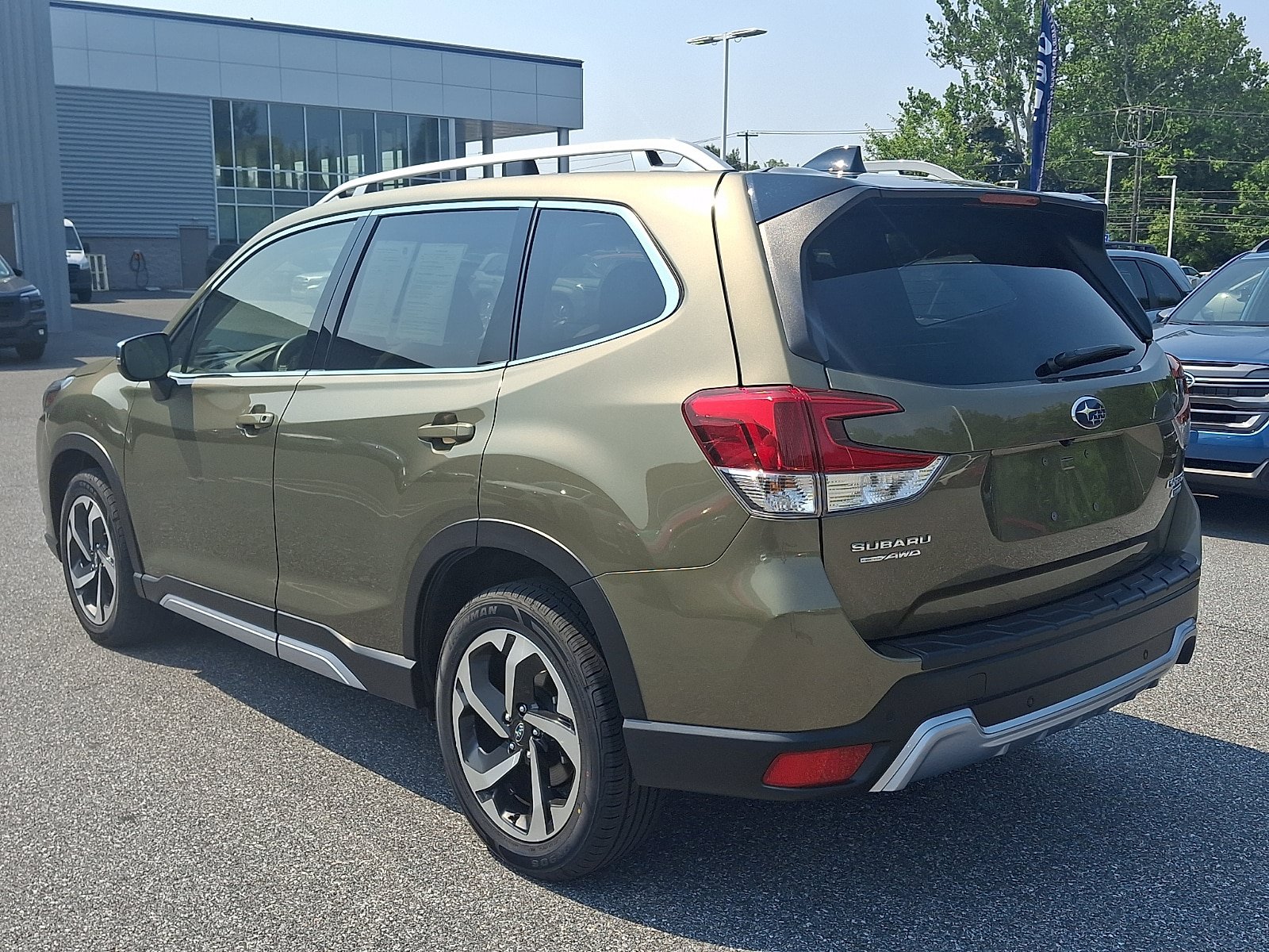 Certified 2024 Subaru Forester Touring w/ Pop Package 2 AWD/4WD image 6