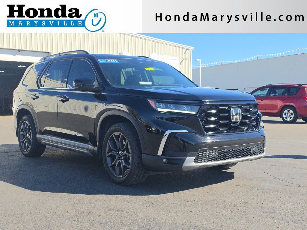 Certified 2024 Honda Pilot Touring image 1