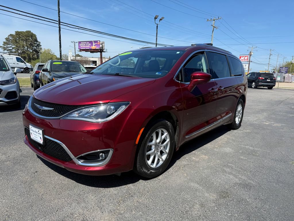 Used 2020 Chrysler Pacifica Touring-L w/ Advanced Safetytec Group image 8