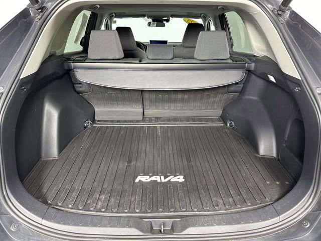Used 2023 Toyota RAV4 XLE w/ Convenience Package image 30