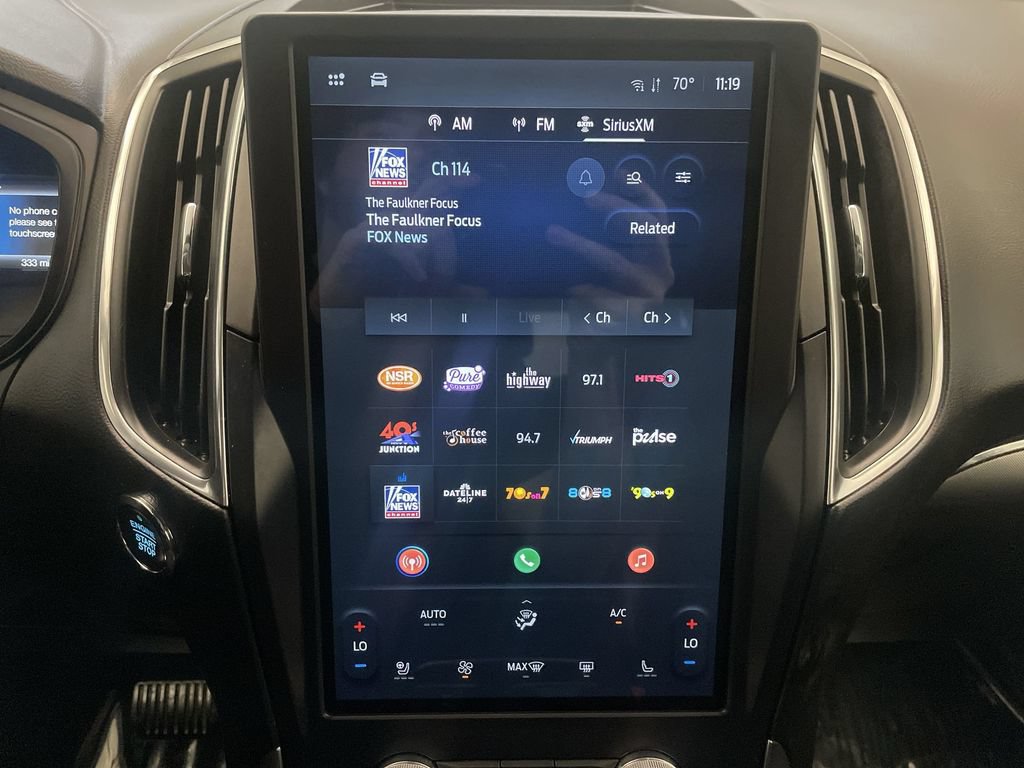 Used 2023 Ford Edge Titanium AWD/4WD image 7