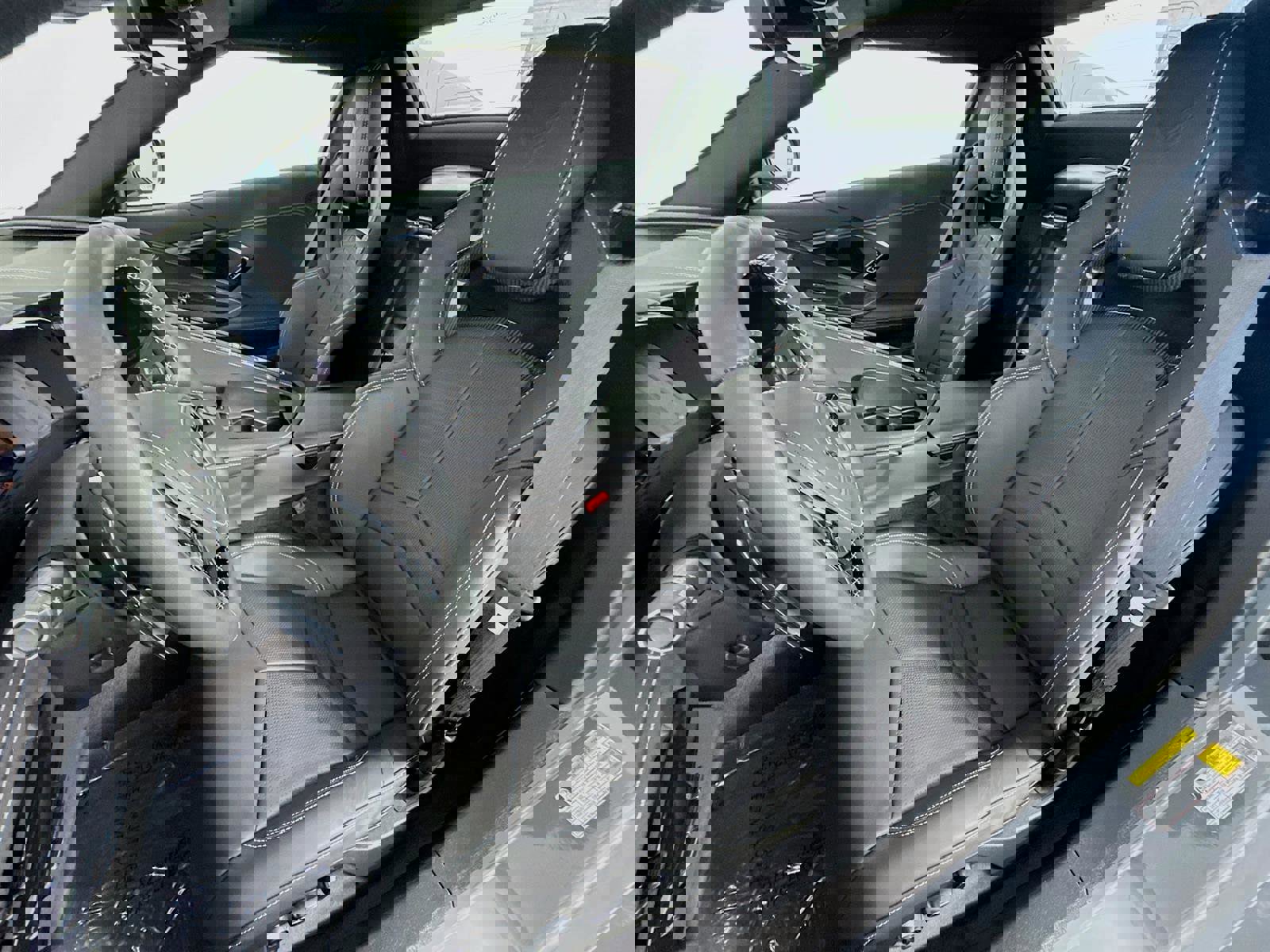 Used 2025 Chevrolet Corvette Stingray Preferred Conv w/ Stealth Interior Trim Package image 12