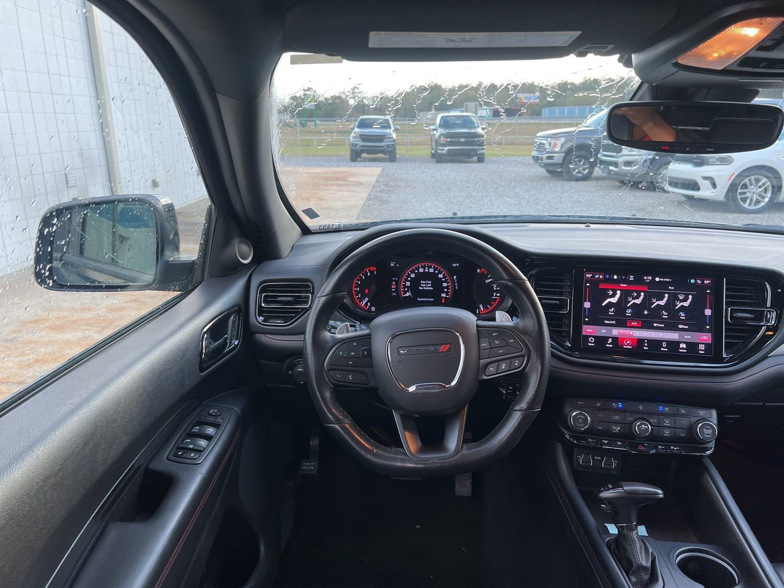 Used 2024 Dodge Durango GT image 11