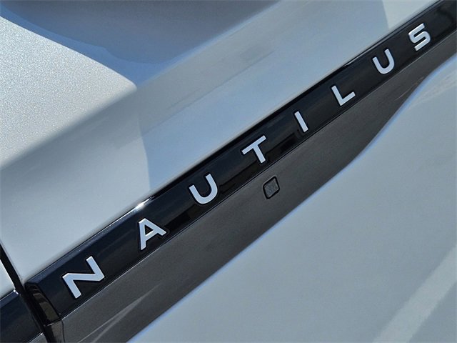 Certified 2024 Lincoln Nautilus Premier w/ Equipment Group 102A image 12