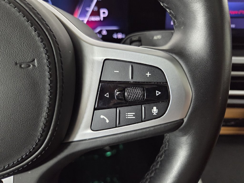 Used 2023 BMW i4 eDrive40 w/ M Sport Package RWD image 16