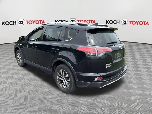 Used 2016 Toyota RAV4 XLE AWD/4WD image 6