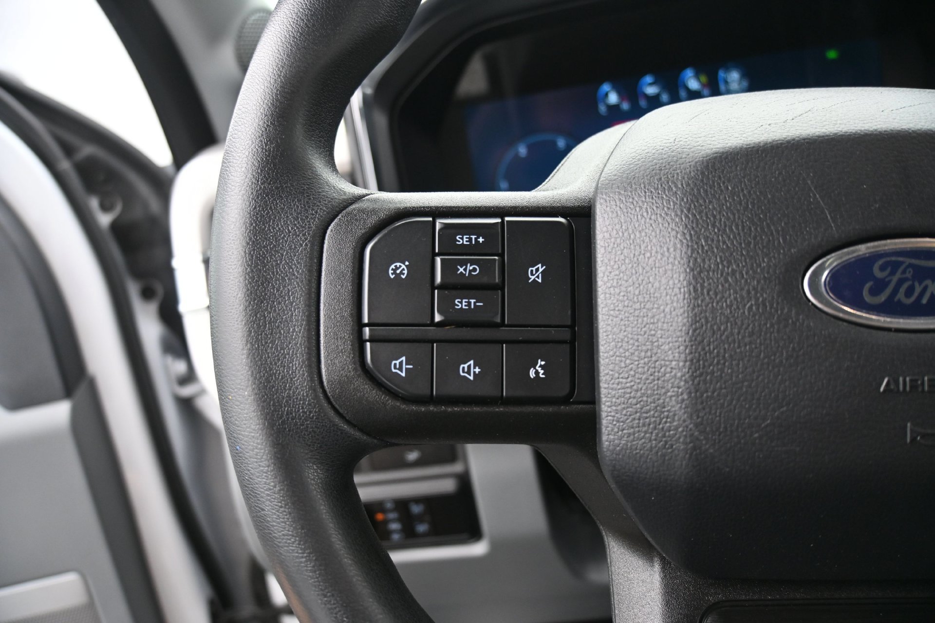 Used 2024 Ford F250 XLT w/ XLT Premium Package AWD/4WD image 22