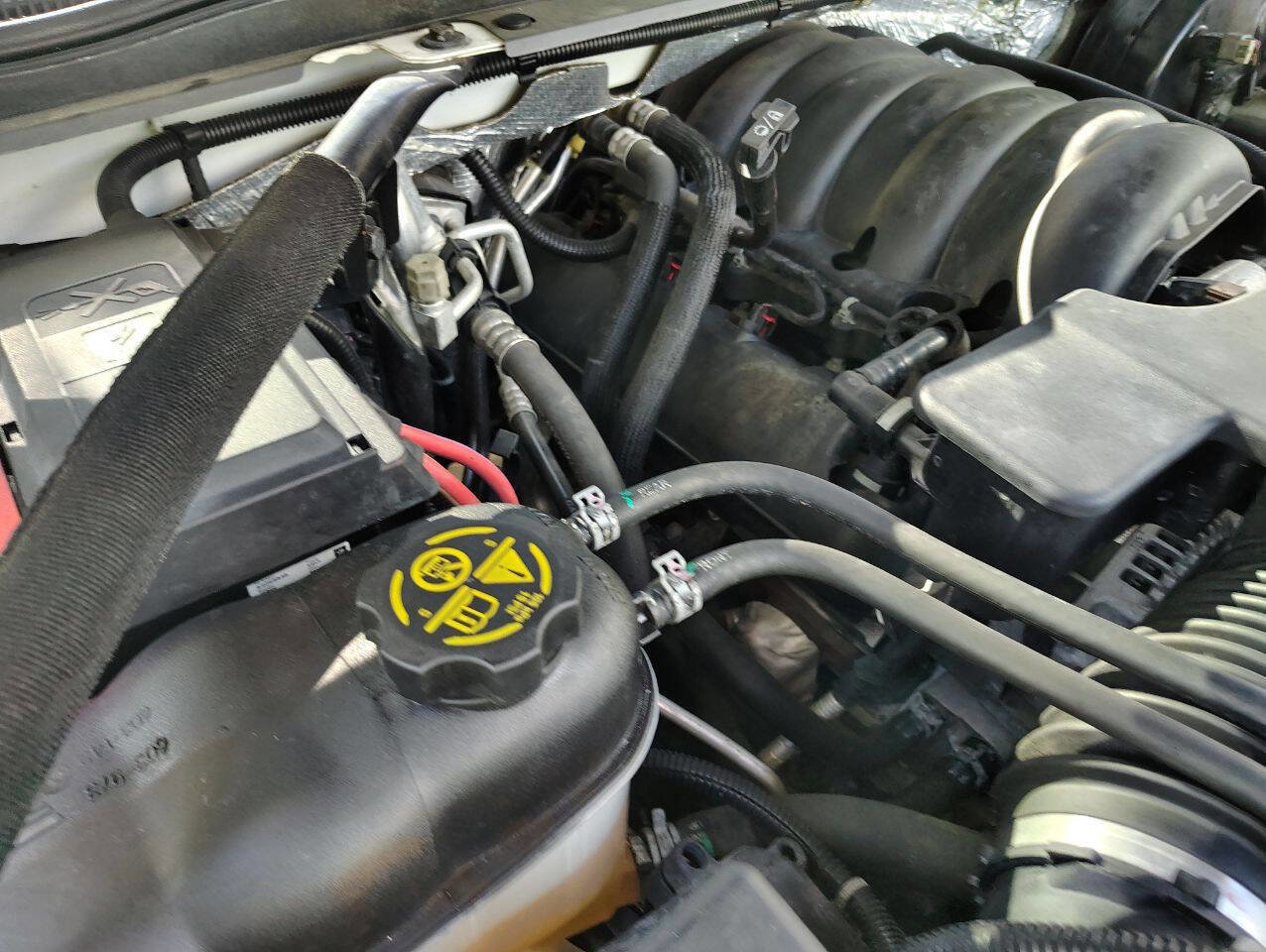 Used 2018 Chevrolet Tahoe LT image 28