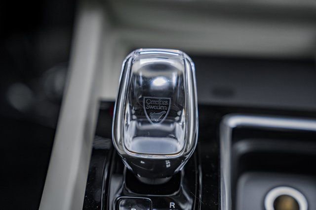 New 2026 Volvo XC60 B5 Ultra w/ Protection Package Premier image 24