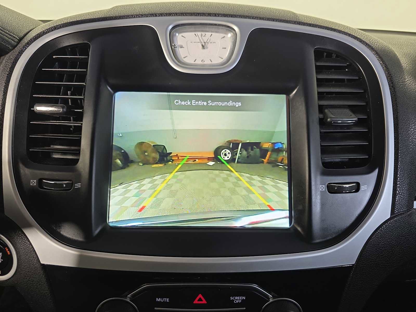 Used 2023 Chrysler 300 Touring image 14