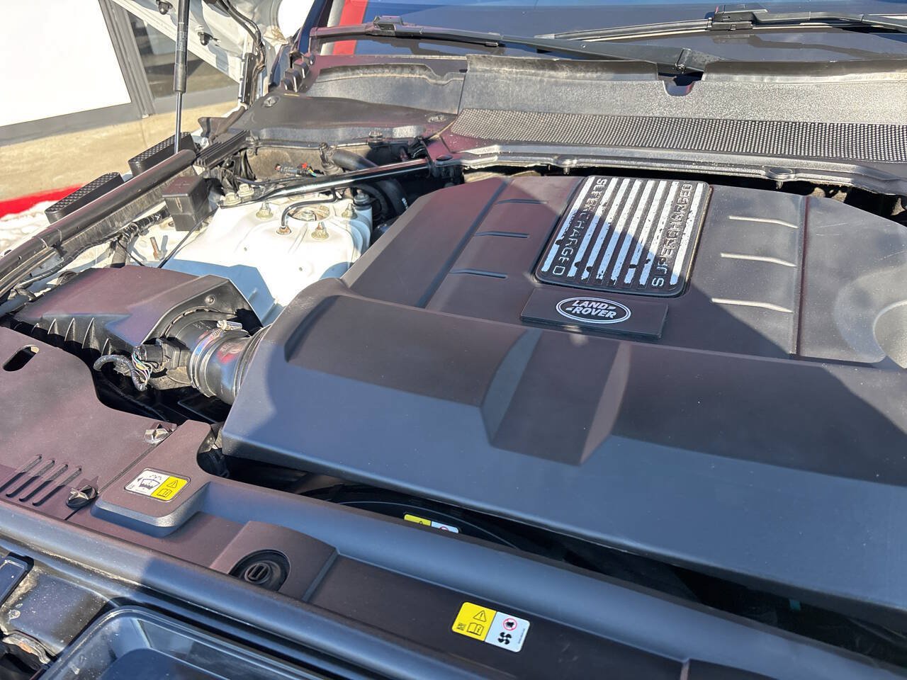 Used 2018 Land Rover Range Rover Sport SE AWD/4WD image 61