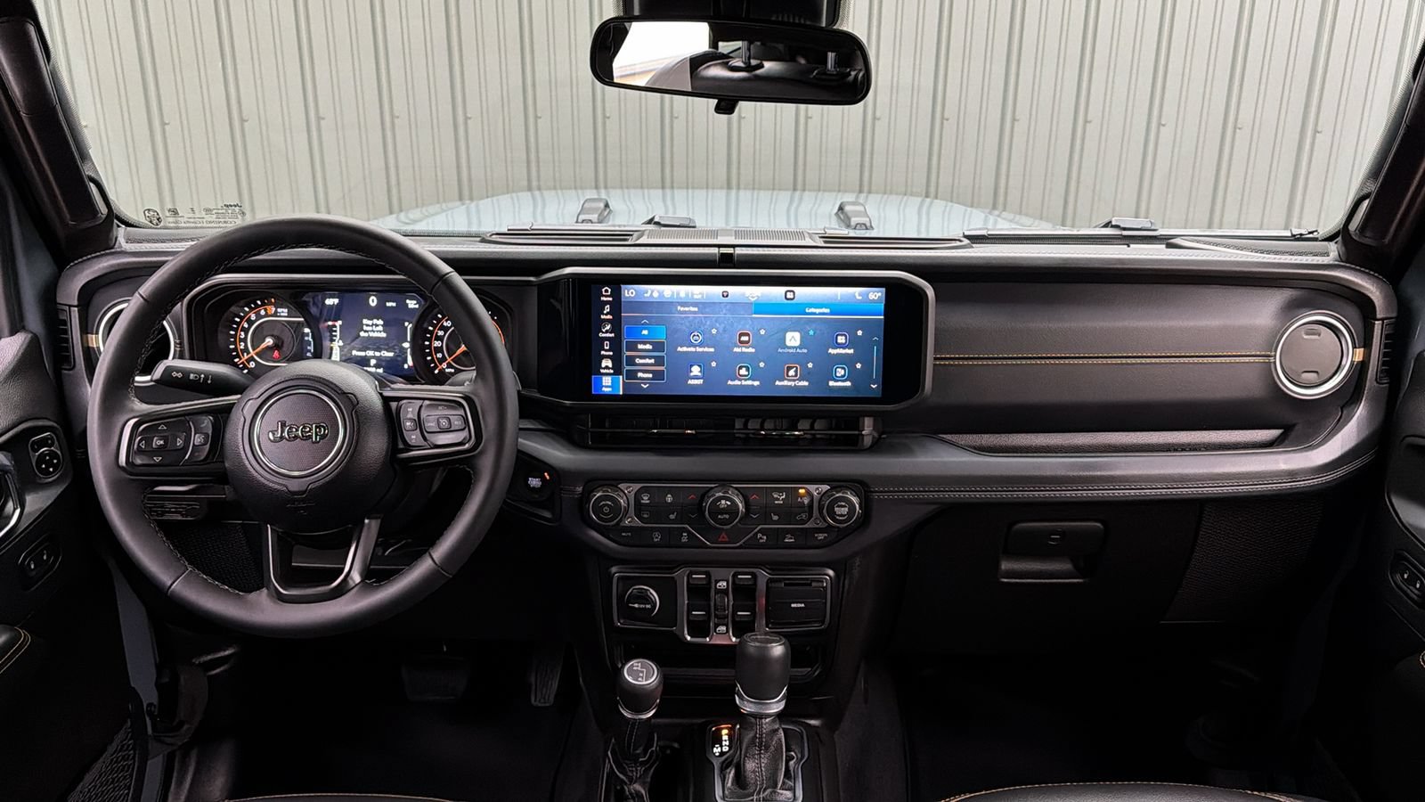 Used 2025 Jeep Gladiator Sport AWD/4WD image 43