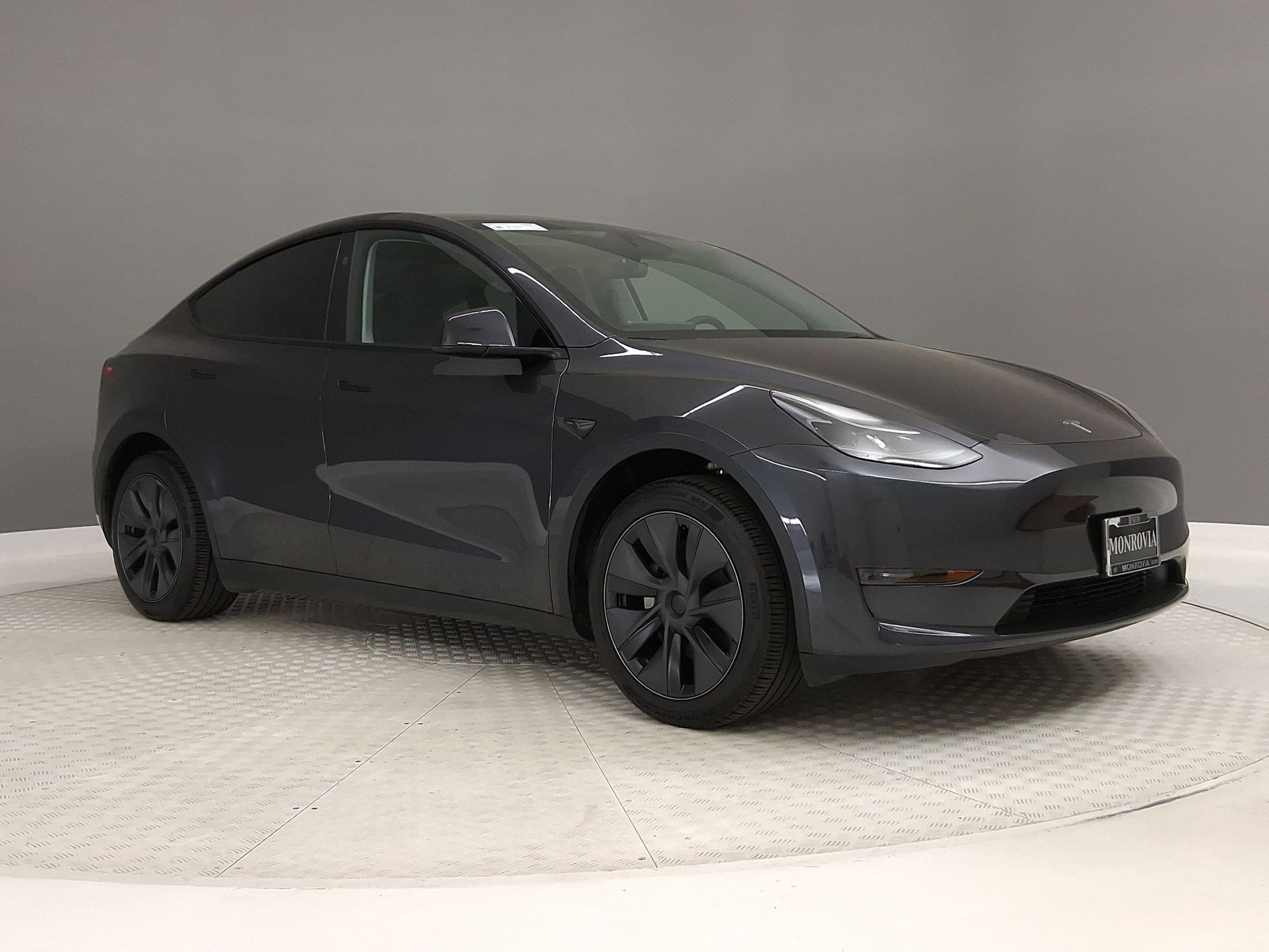 Used 2024 Tesla Model Y Long Range image 5