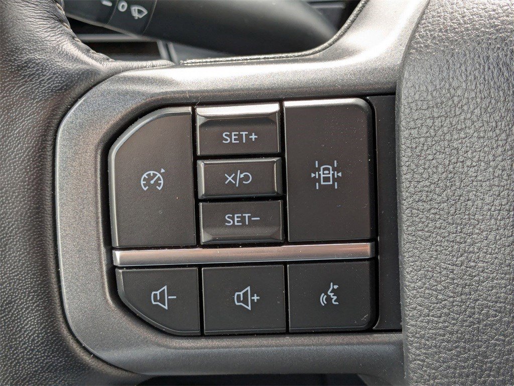 Used 2023 Ford F150 Lariat w/ FX4 Off-Road Package image 20