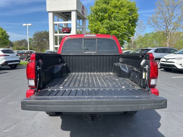 Used 2022 Toyota Tacoma SR image 11