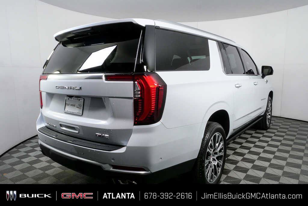 New 2026 GMC Yukon XL Denali w/ Sun & Power Step Package AWD/4WD image 3
