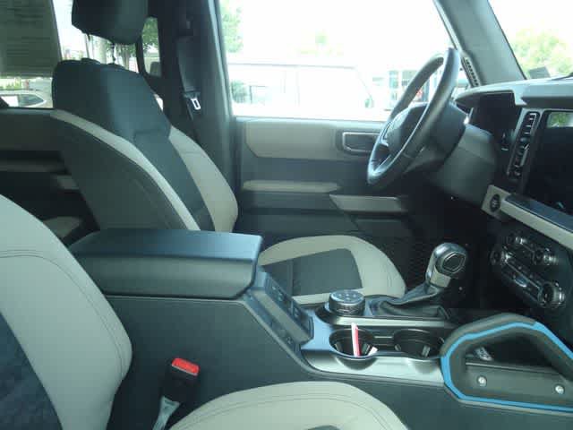 Used 2022 Ford Bronco Wildtrak AWD/4WD image 9